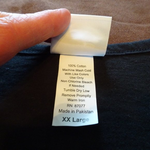 XXL black with snowmen Christmas cardigan - Picture 8 of 9